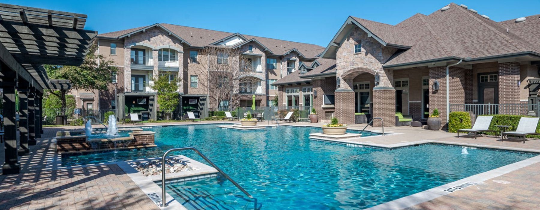 a swimming pool in a courtyard